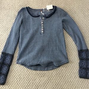 Blue free people long sleeve with crochet details
